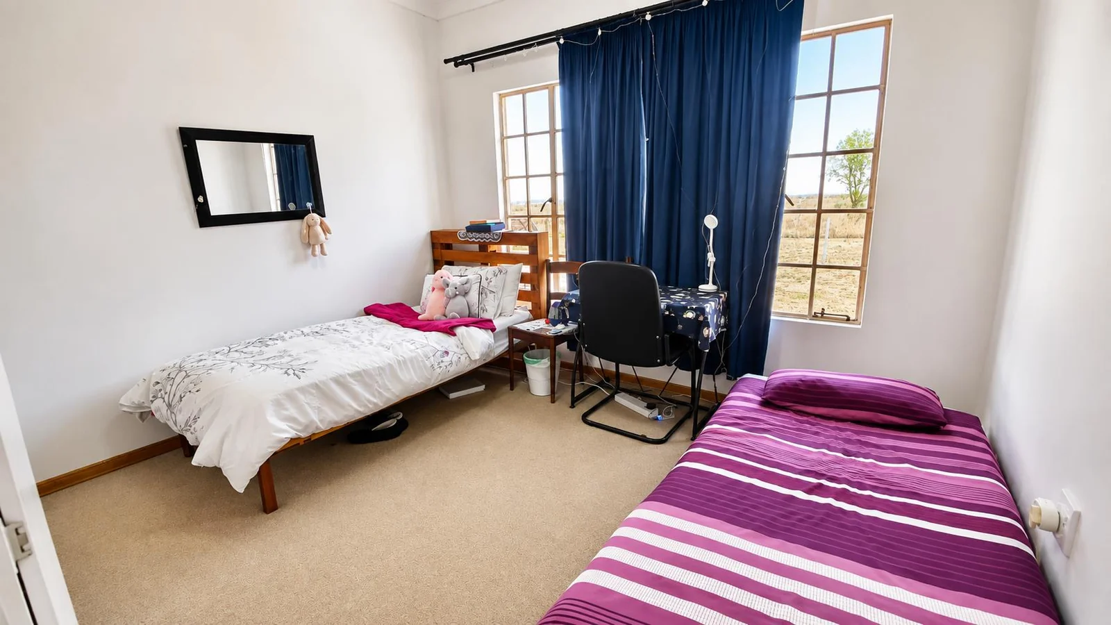 Lovely house on 1ha land to rent in Bainsvlei