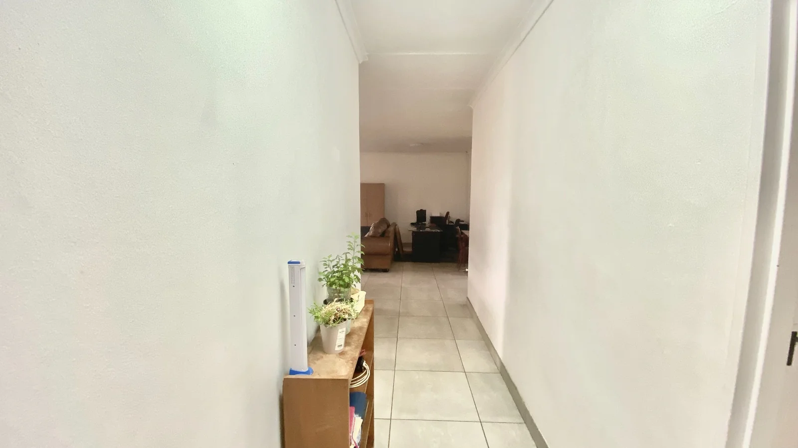 Lovely house on 1ha land to rent in Bainsvlei