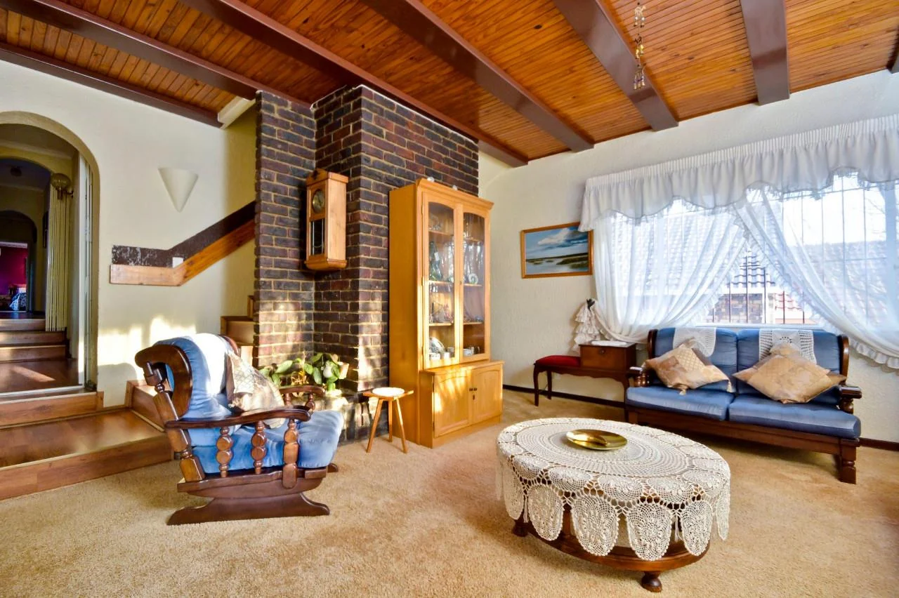 UPPER DISCOVERY / ONTDEKKERSPARK<br/>SPANISH STYLE VILLA WITH LOFT AND BALCONY