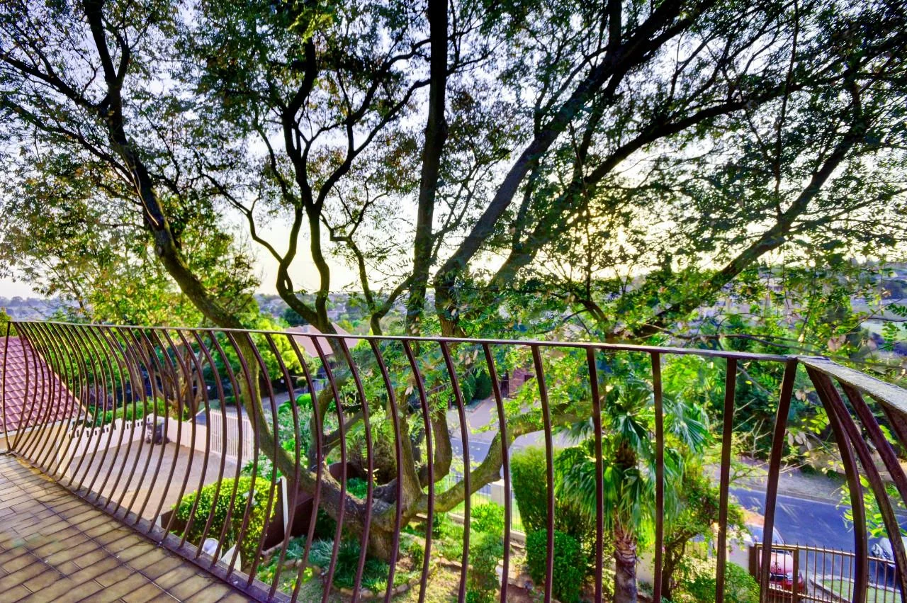 UPPER DISCOVERY / ONTDEKKERSPARK<br/>SPANISH STYLE VILLA WITH LOFT AND BALCONY