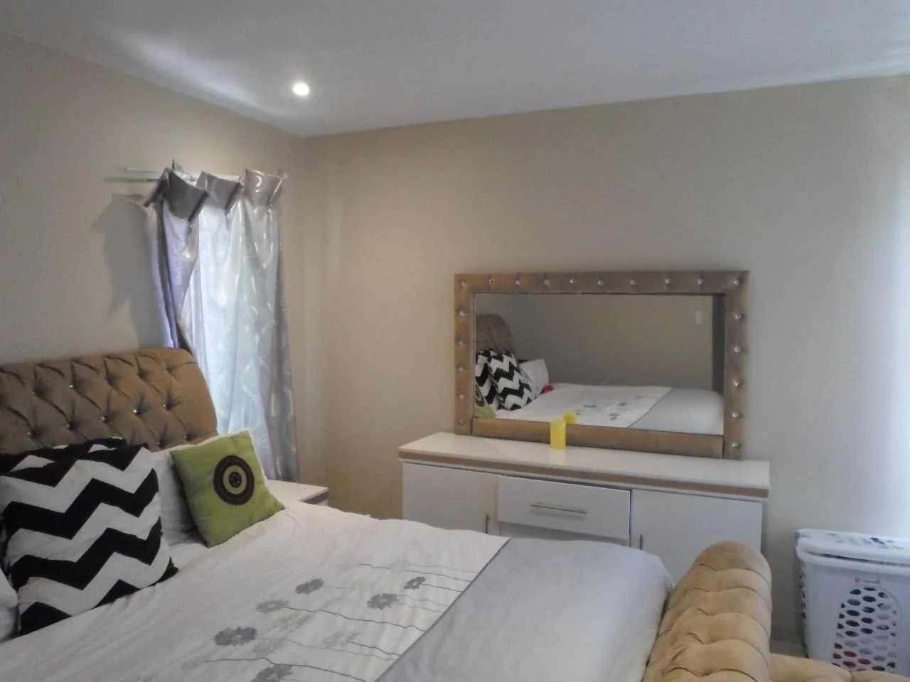 A 3 bed-roomed  Townhouse in an upmarket Broadacres for Rent!!!