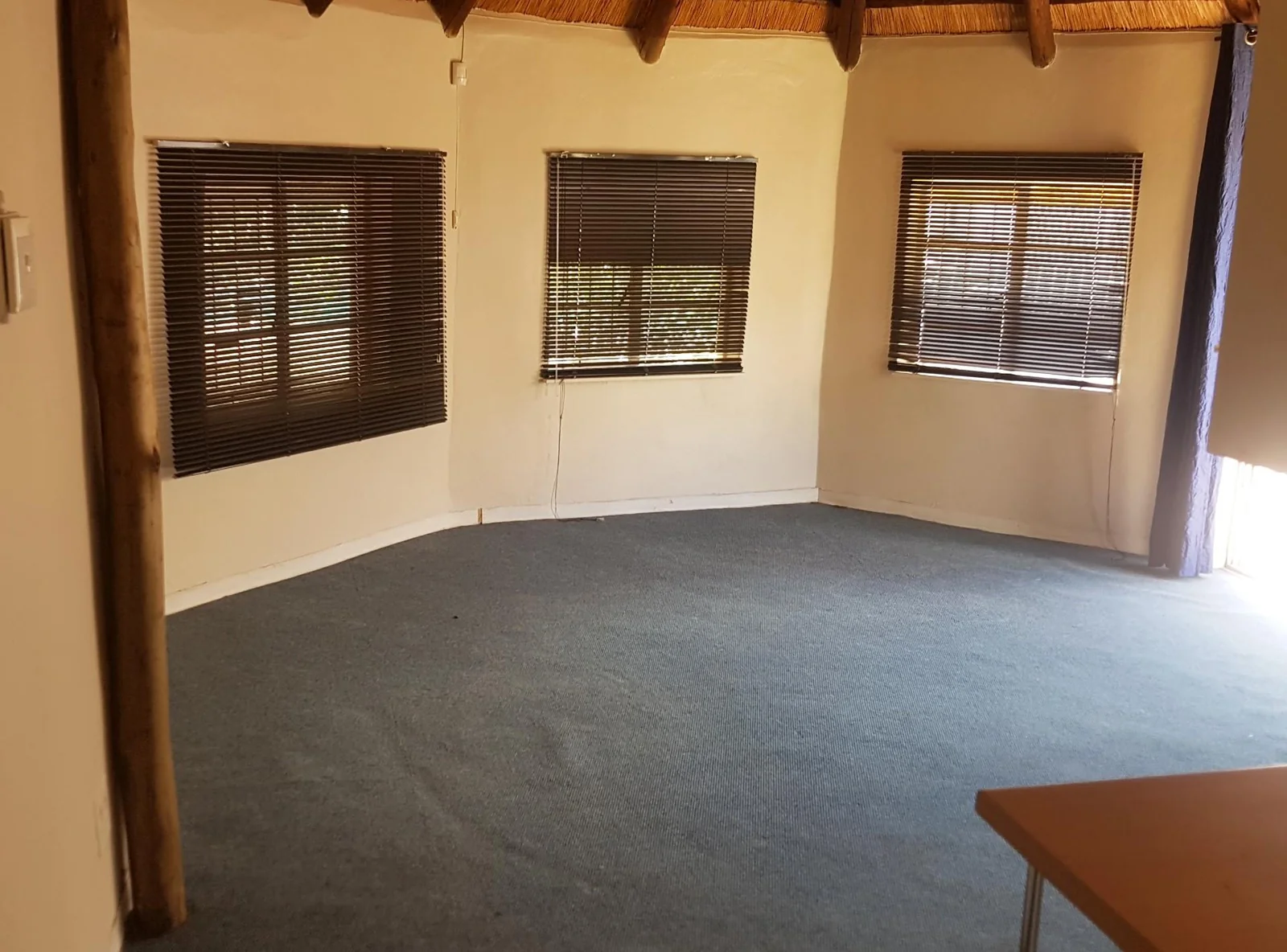 Four bedroom house to let in Fichardtpark.