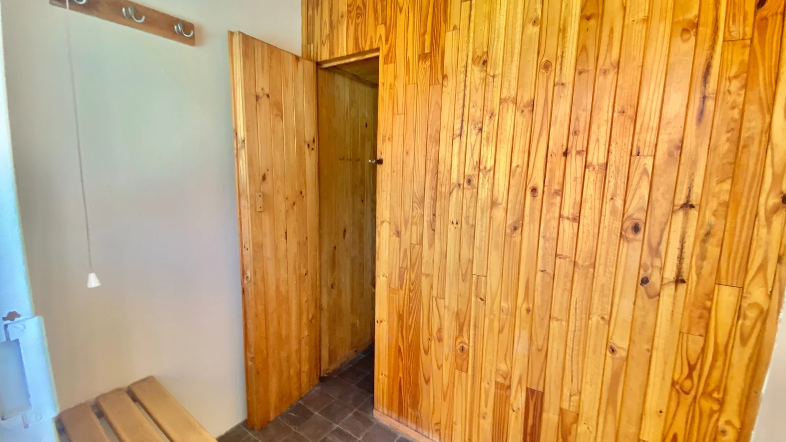 Four bedroom house to let in Fichardtpark.