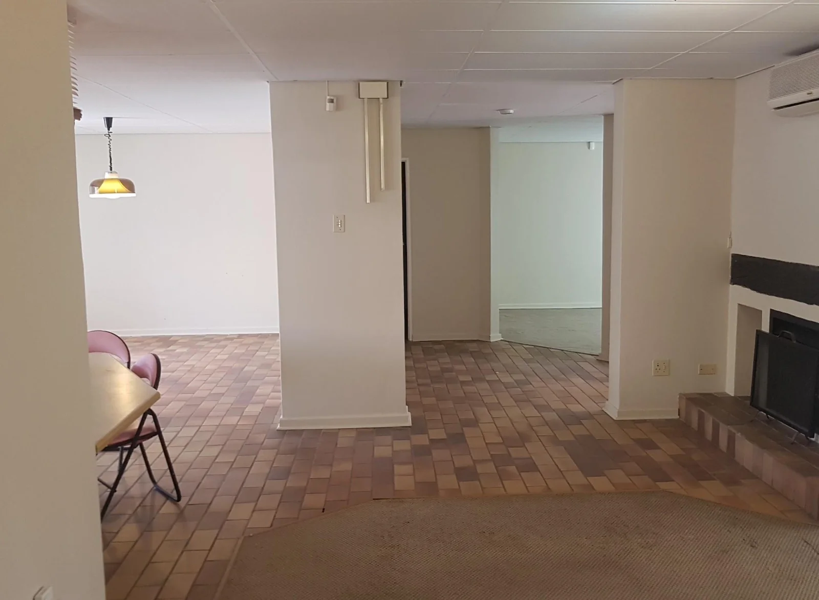 Four bedroom house to let in Fichardtpark.