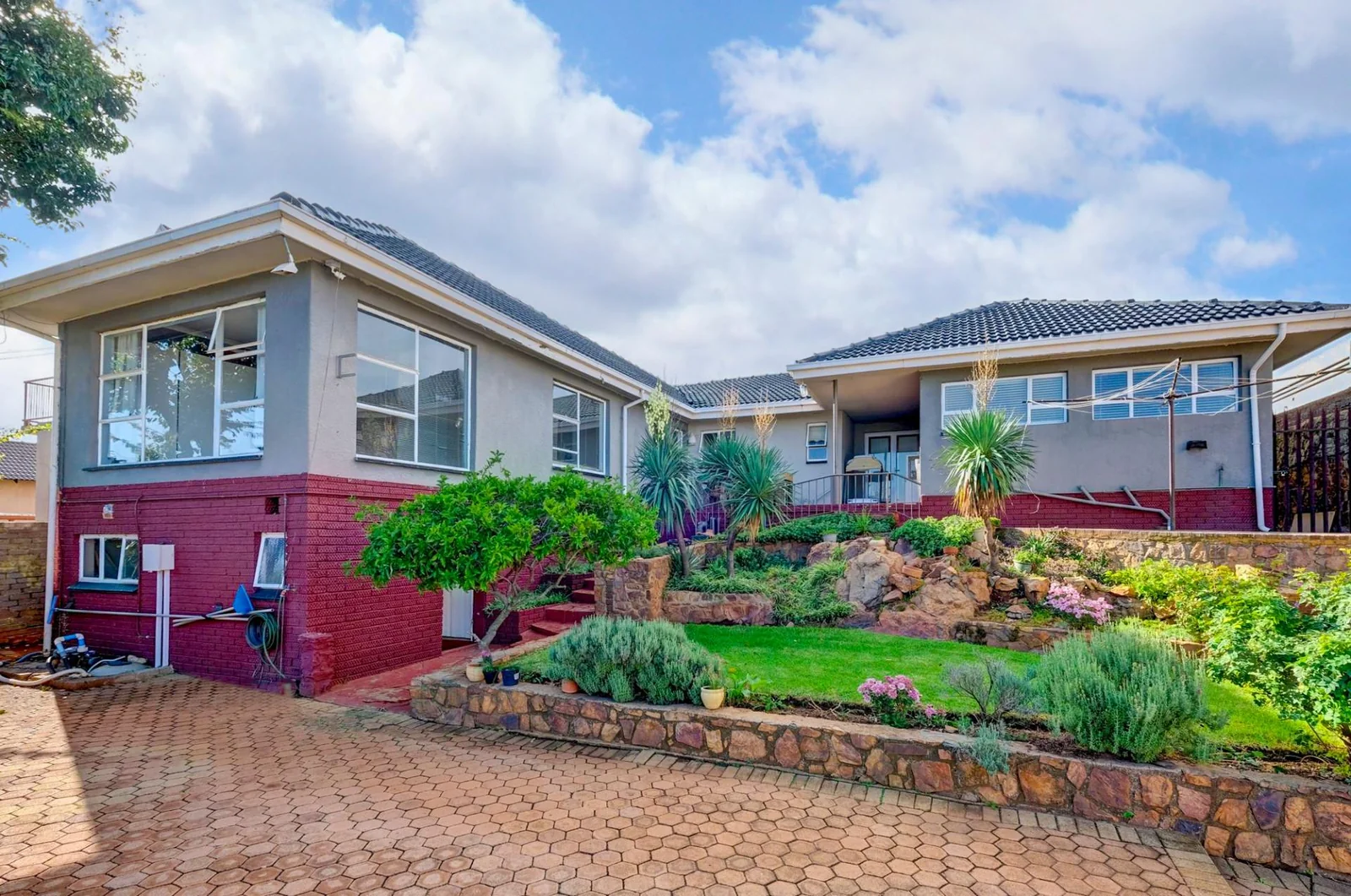 3 BEDROOM HOUSE FOR SALE IN DISCOVERY