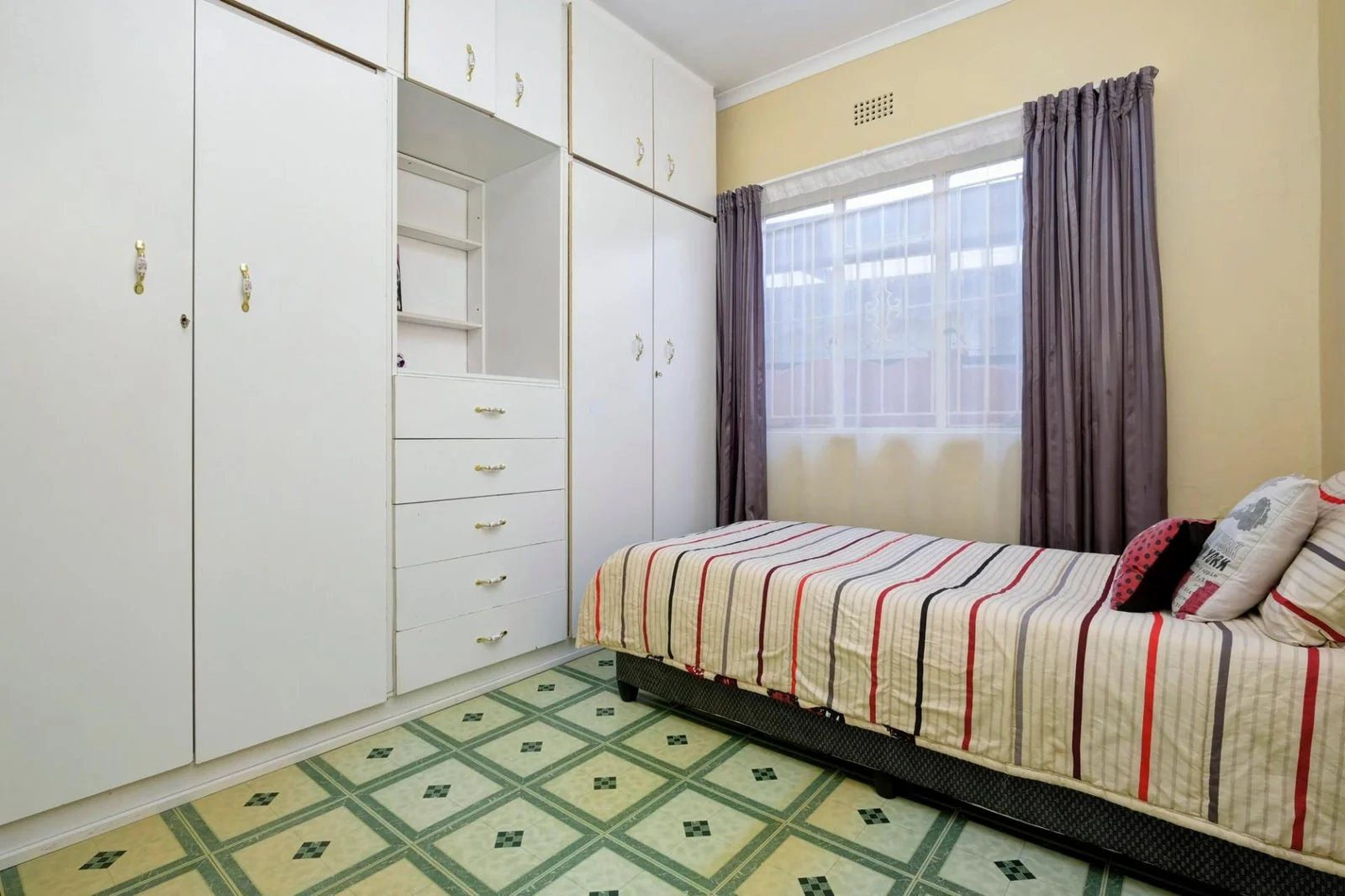 4 BEDROOM HOUSE FOR SALE IN RIVERLEA