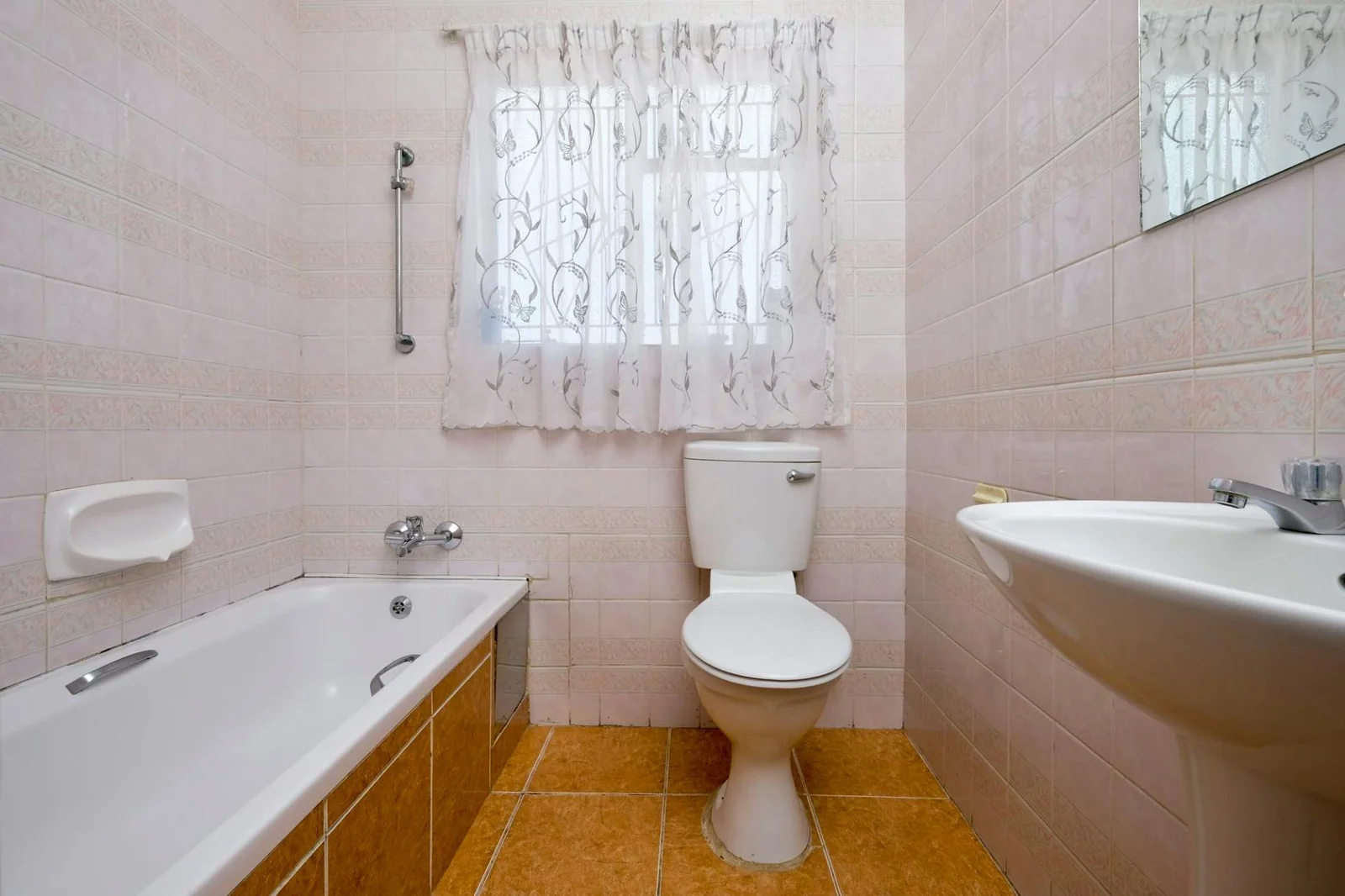 4 BEDROOM HOUSE FOR SALE IN RIVERLEA