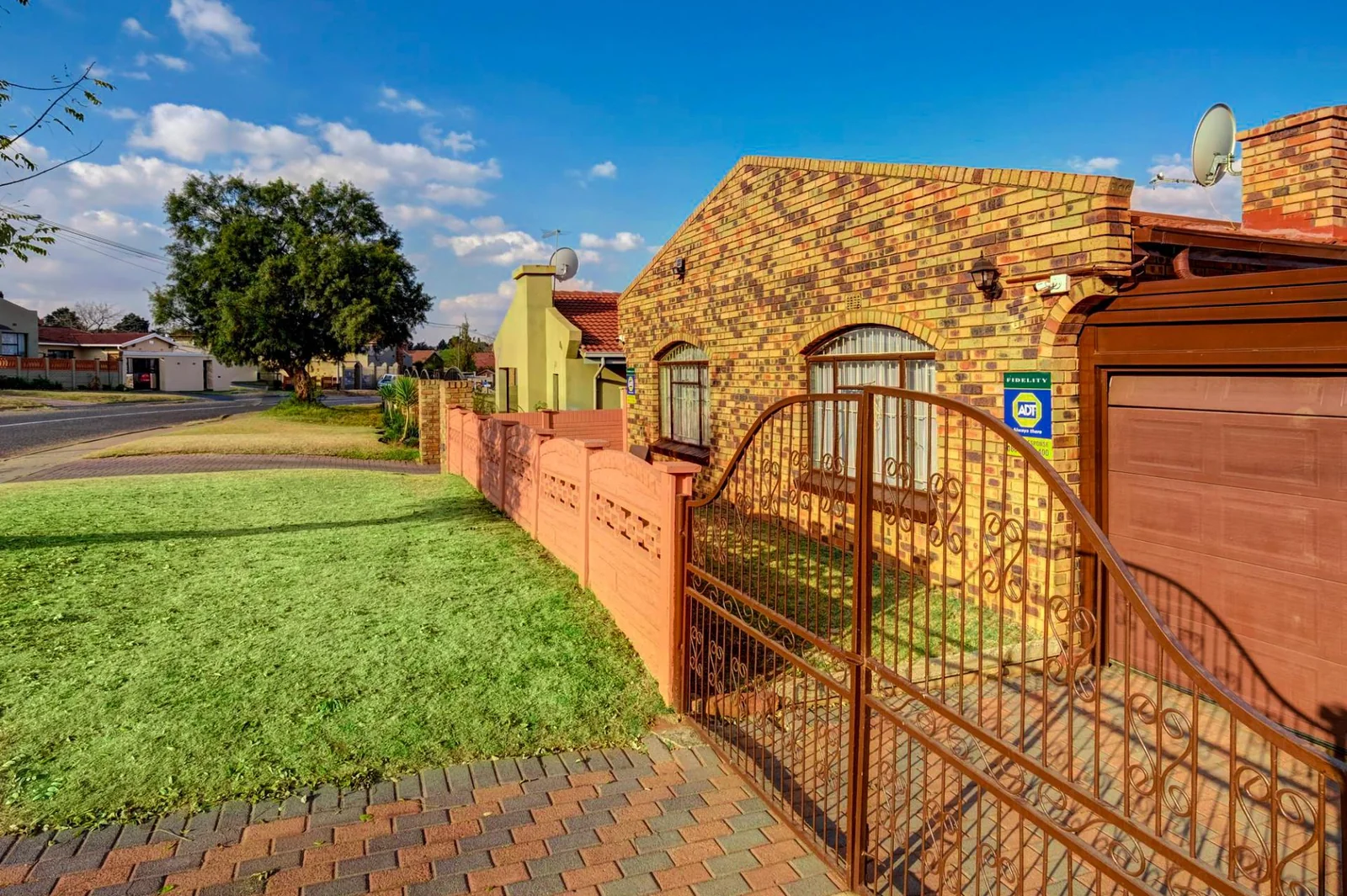 4 BEDROOM HOUSE FOR SALE IN RIVERLEA