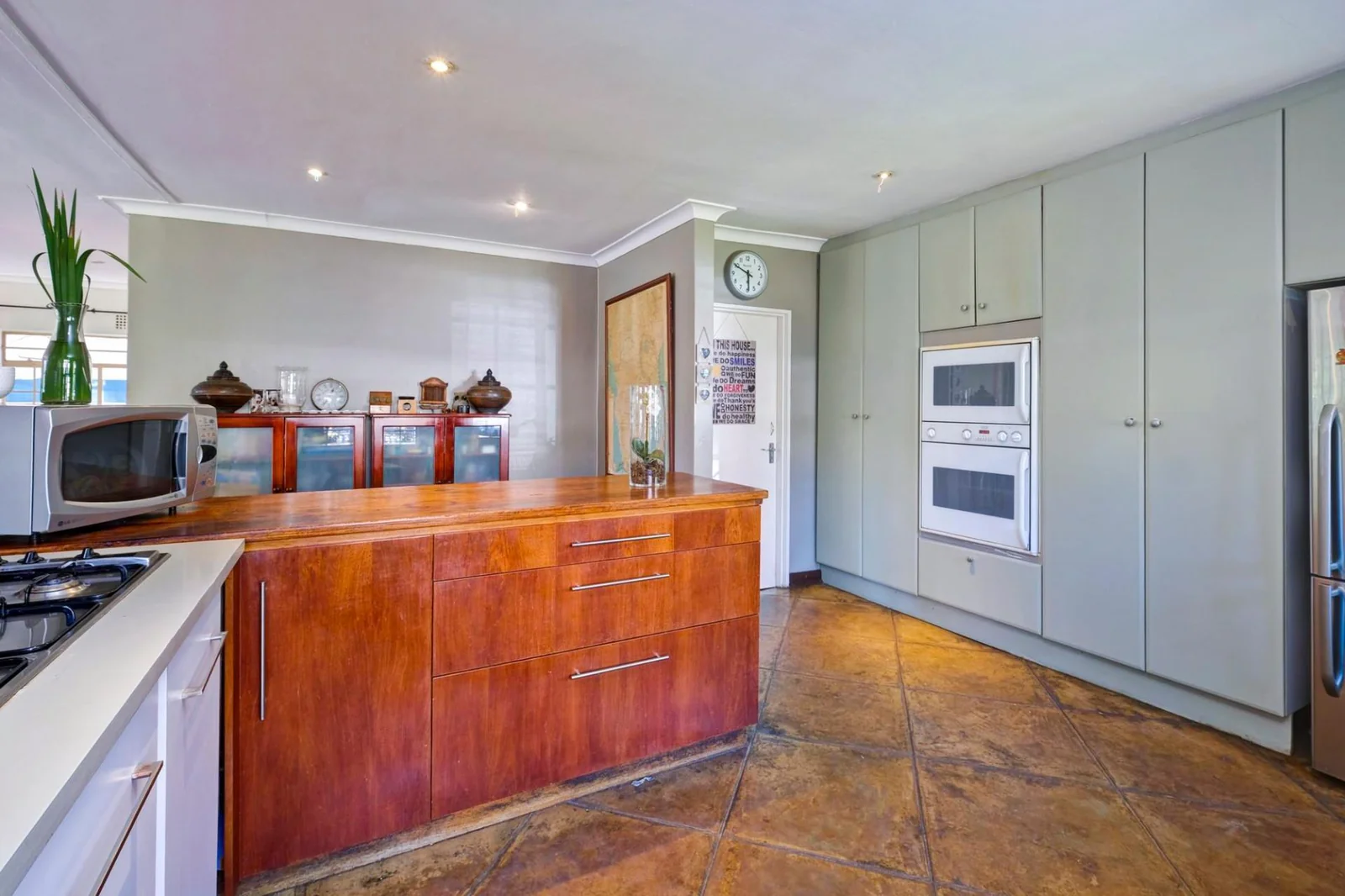 Beautiful Farms Style Home with Large Open Living Space