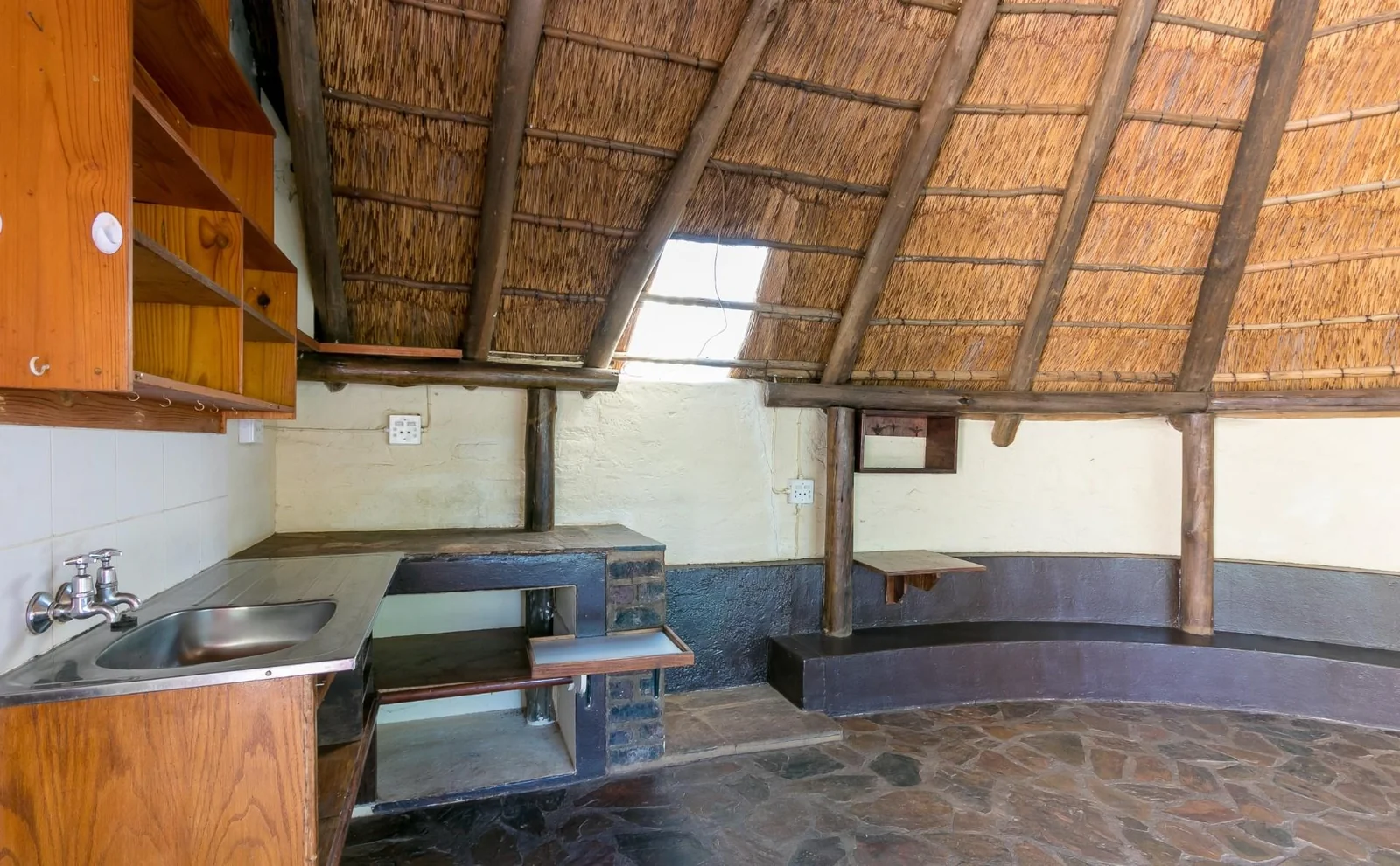 Agricultural 10.8ha Farm For Sale in Magaliesburg