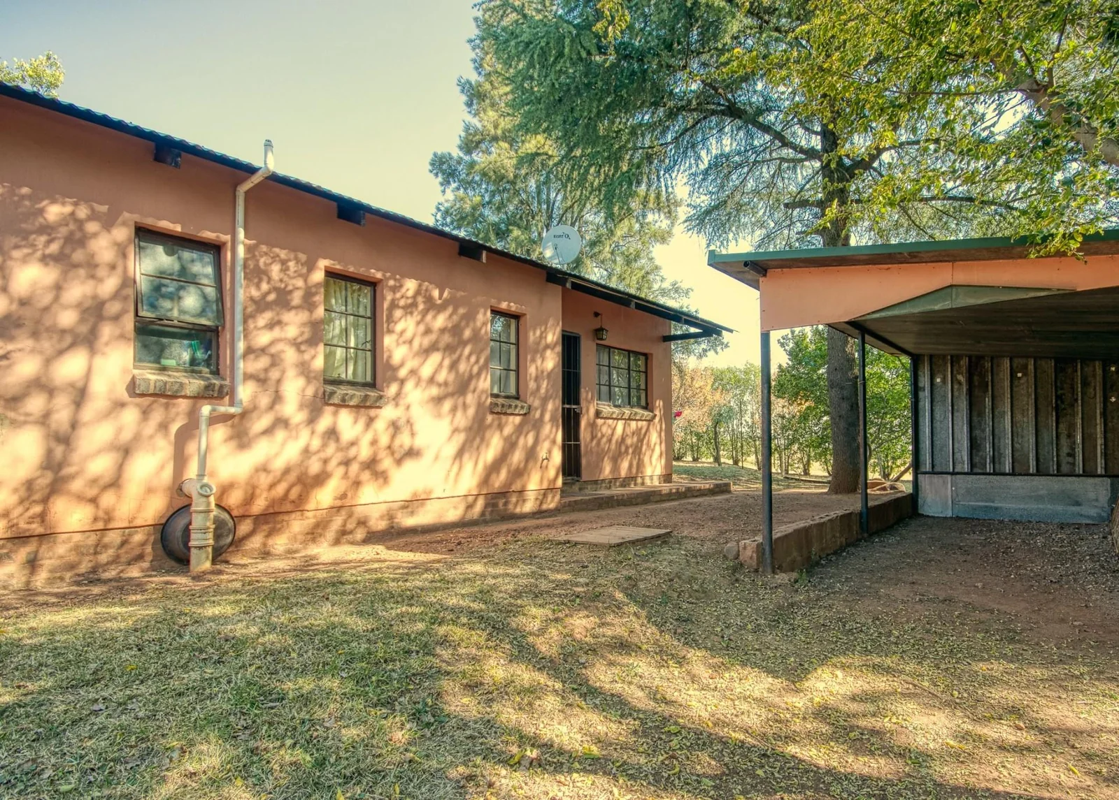 Agricultural 10.8ha Farm For Sale in Magaliesburg