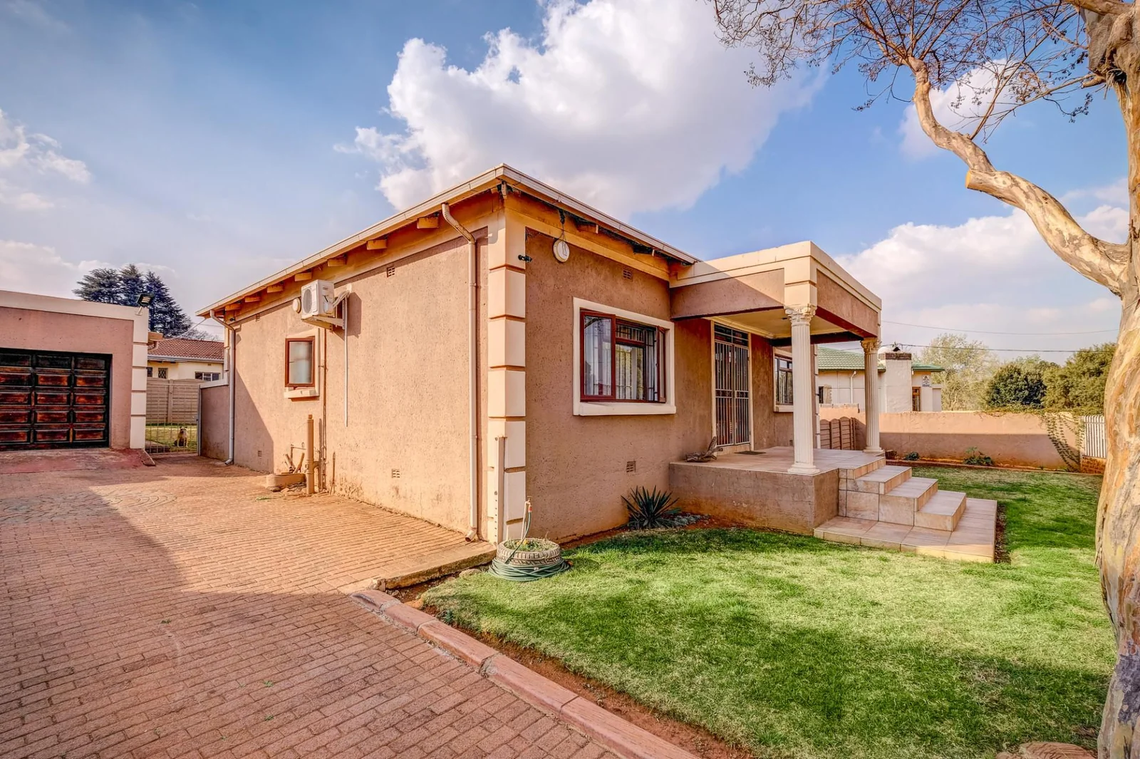 3 BEDROOM HOUSE FOR SALE IN FLORIDA