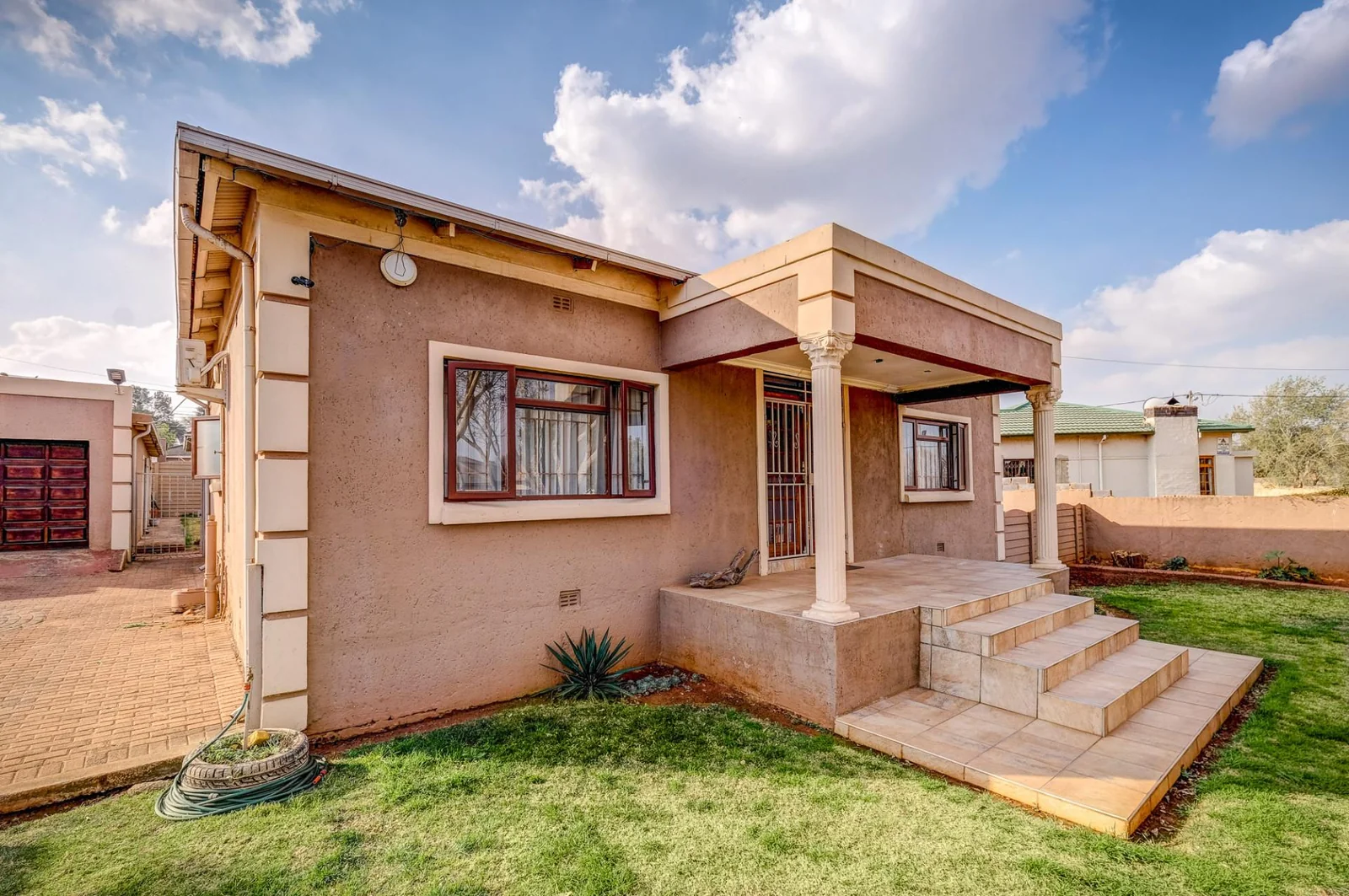 3 BEDROOM HOUSE FOR SALE IN FLORIDA