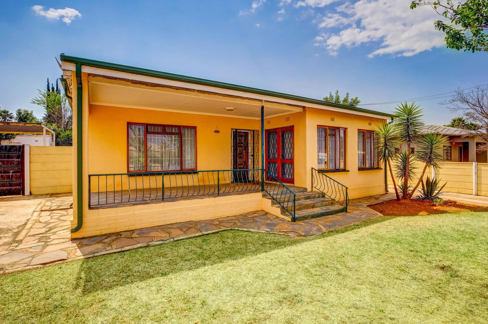 3 BEDROOM HOUSE FOR SALE IN FLORIDA