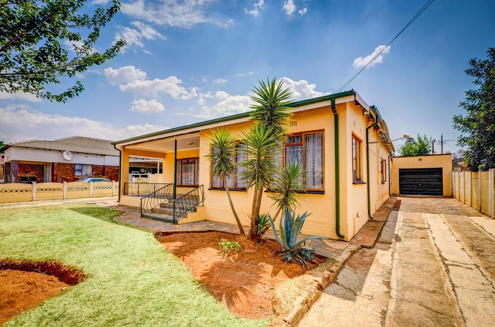 3 BEDROOM HOUSE FOR SALE IN FLORIDA