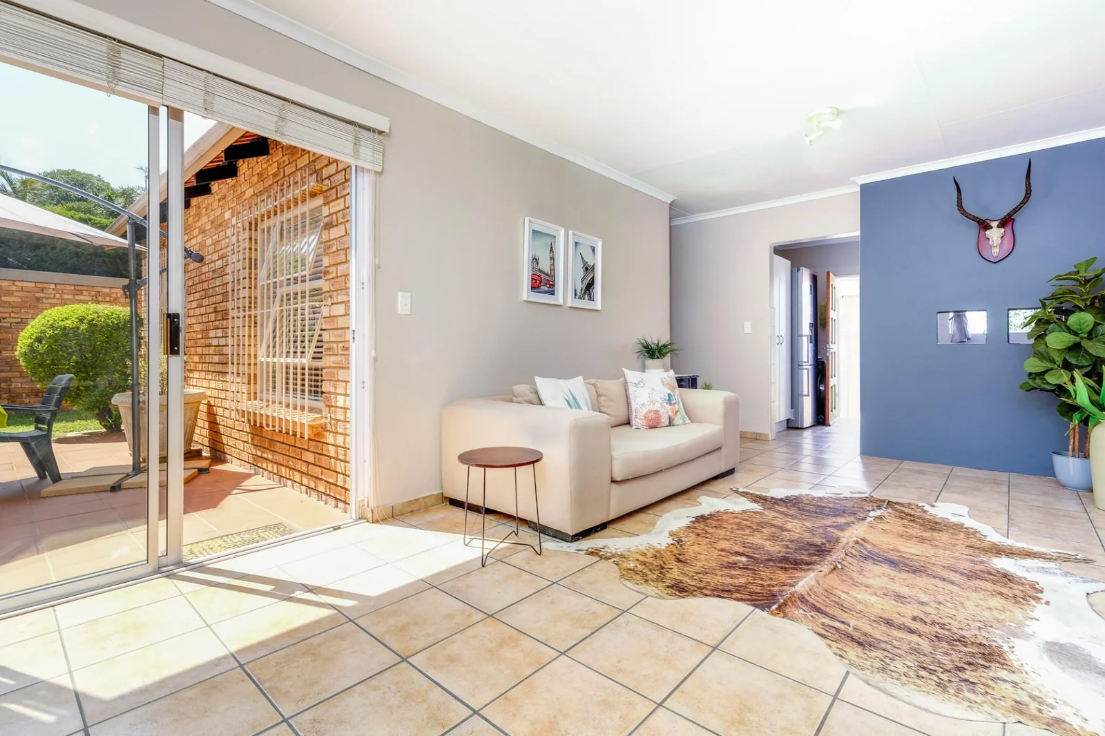 Superb simplex in a prime location