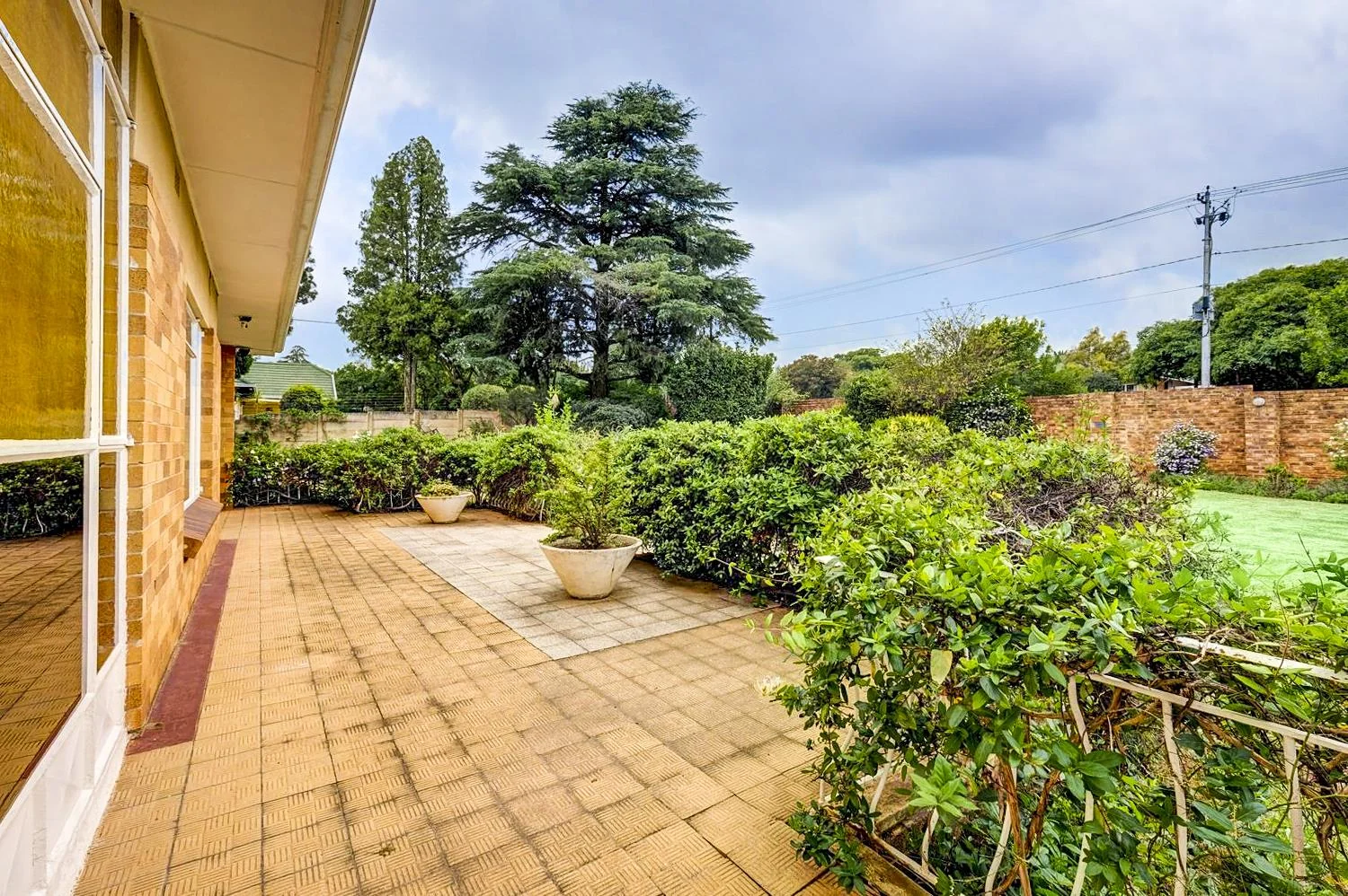 5 BEDROOM HOUSE FOR SALE IN FLORIDA PARK