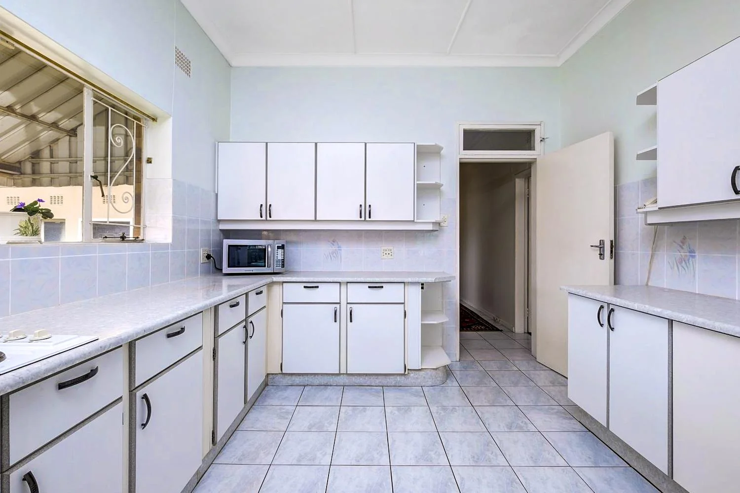 5 BEDROOM HOUSE FOR SALE IN FLORIDA PARK