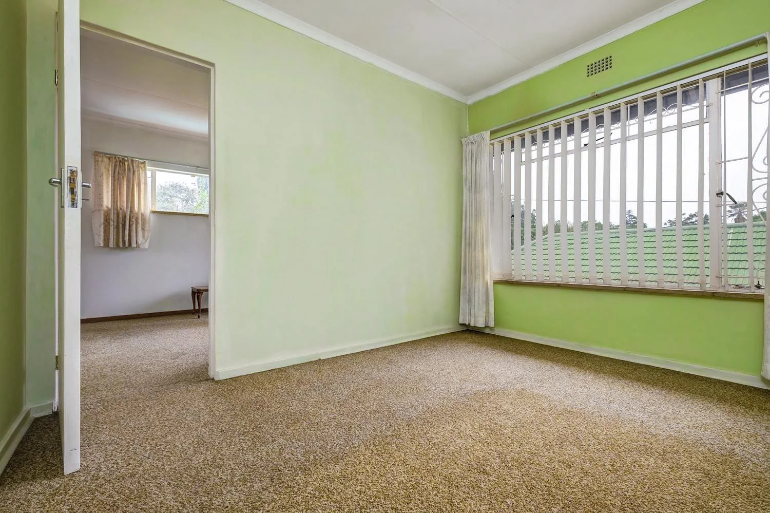 5 BEDROOM HOUSE FOR SALE IN FLORIDA PARK