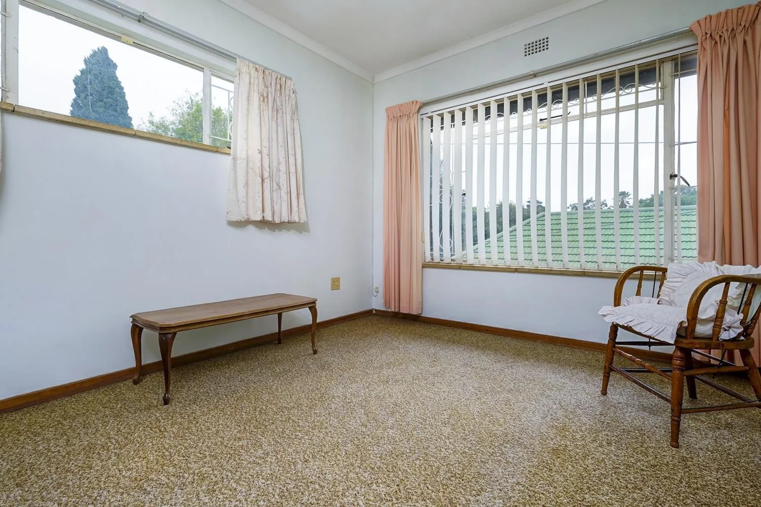 5 BEDROOM HOUSE FOR SALE IN FLORIDA PARK