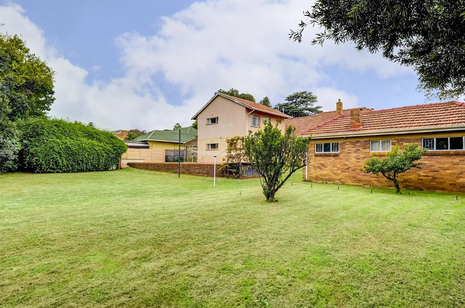 5 BEDROOM HOUSE FOR SALE IN FLORIDA PARK