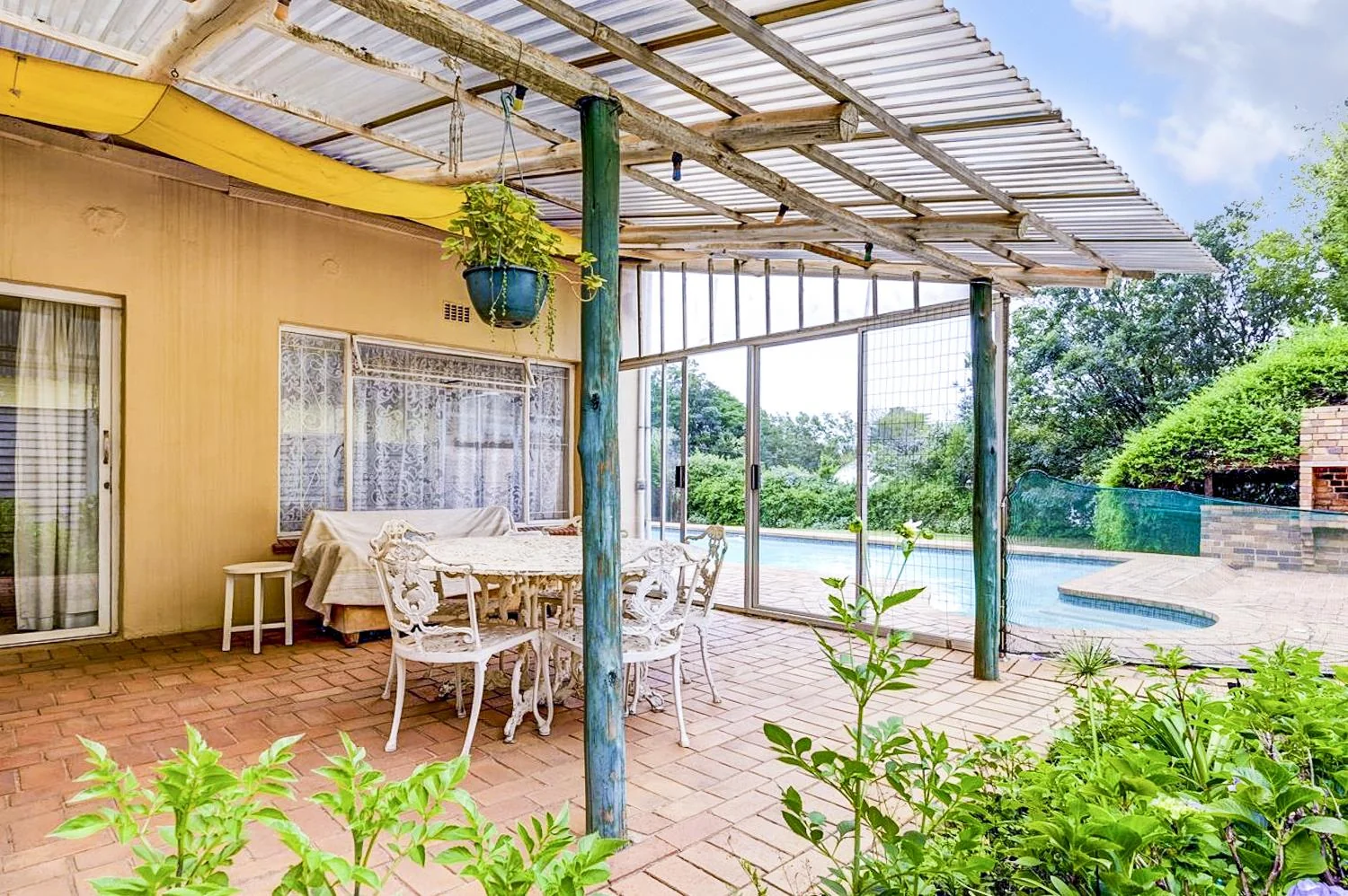 5 BEDROOM HOUSE FOR SALE IN FLORIDA PARK