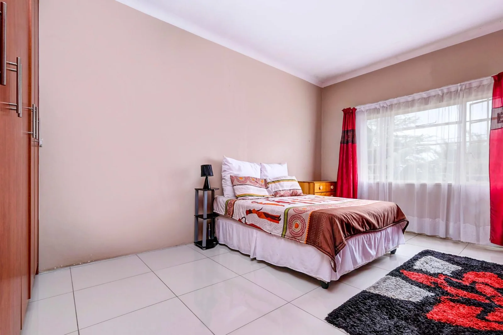 3 BEDROOM HOUSE IN DISCOVERY