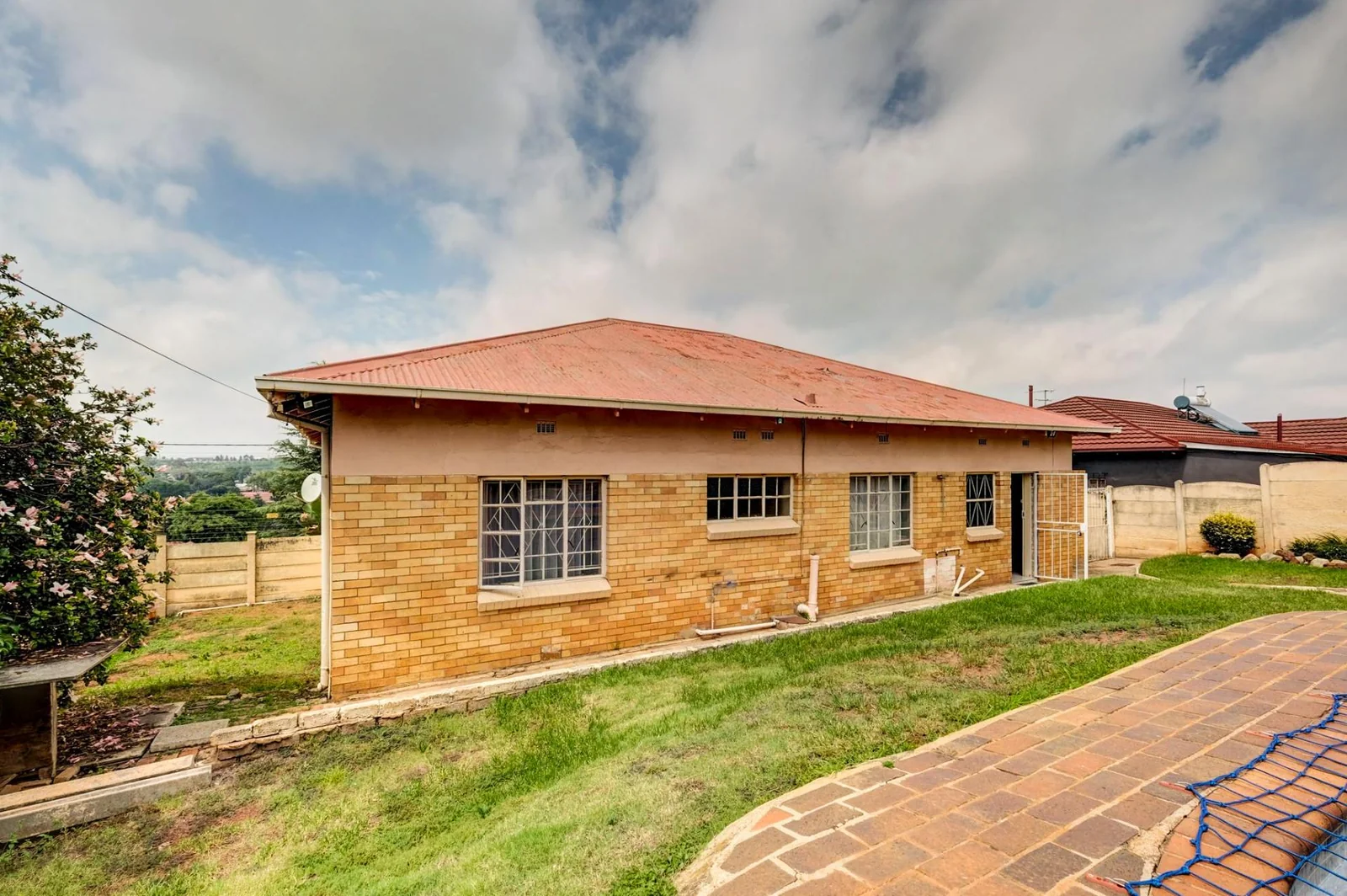 3 BEDROOM HOUSE IN DISCOVERY