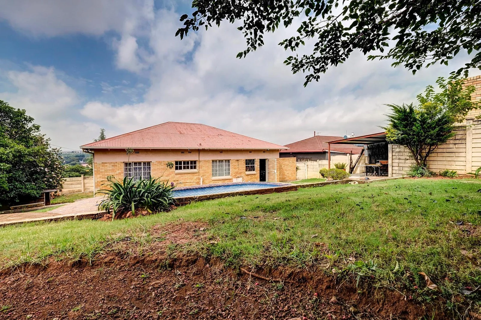 3 BEDROOM HOUSE IN DISCOVERY