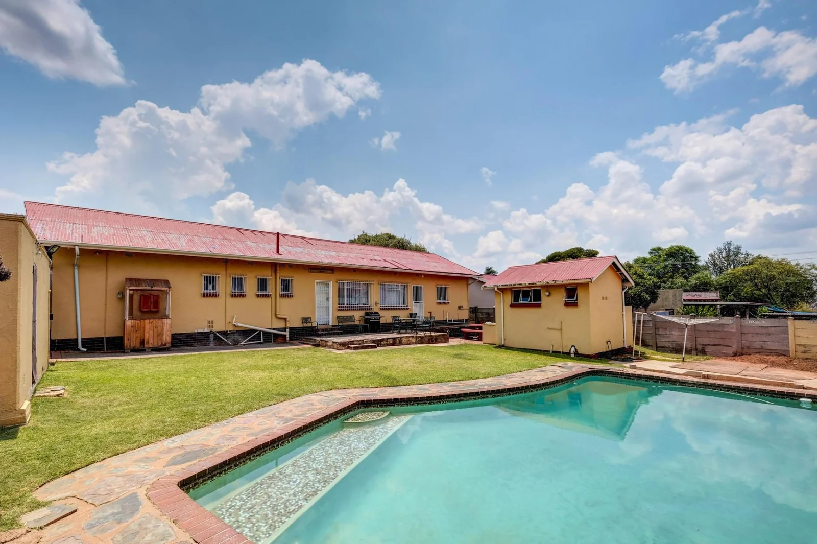 4 BEDROOM HOUSE IN DISCOVERY