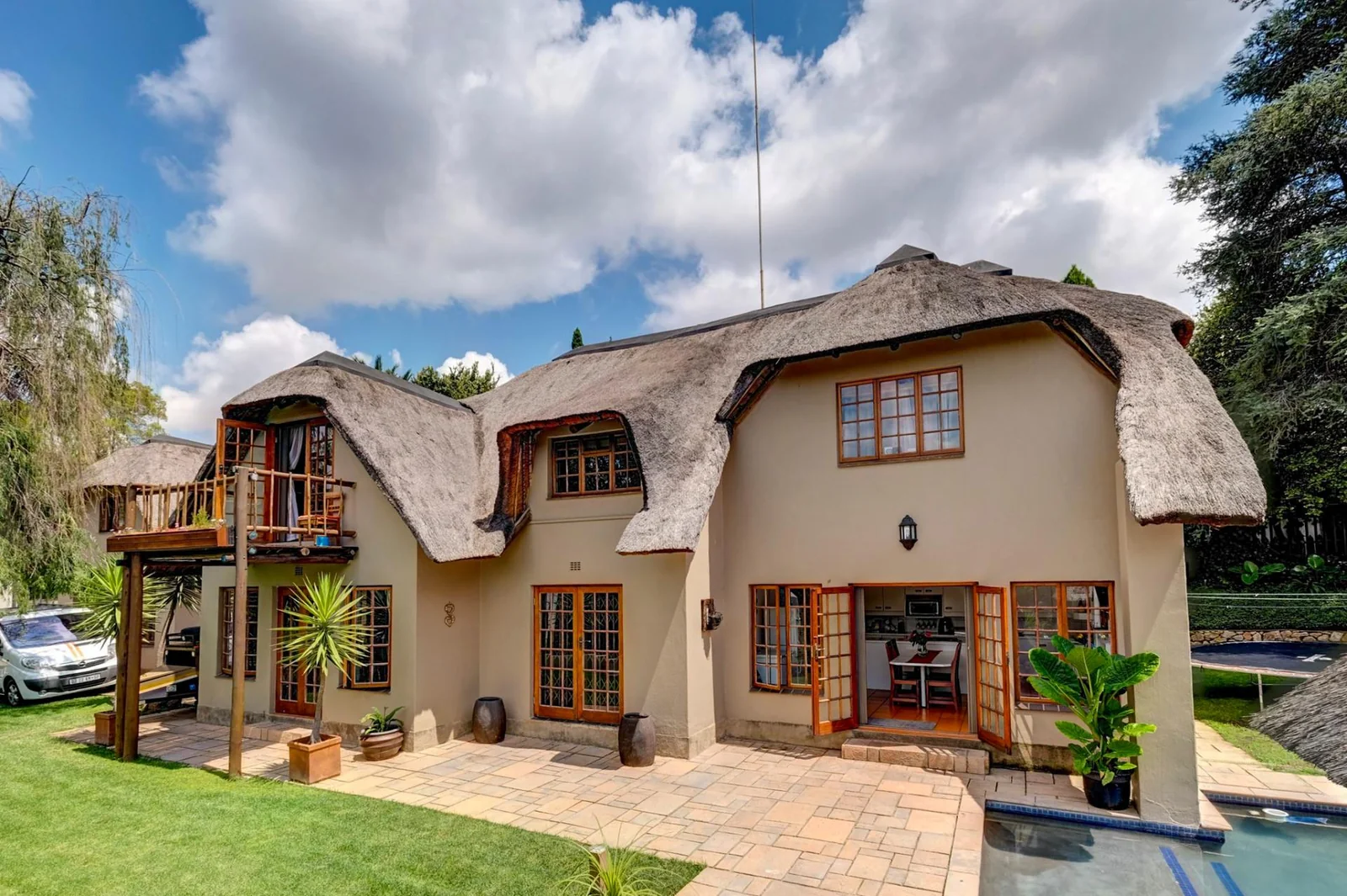 5 BEDROOM HOUSE IN RANDPARK RIDGE