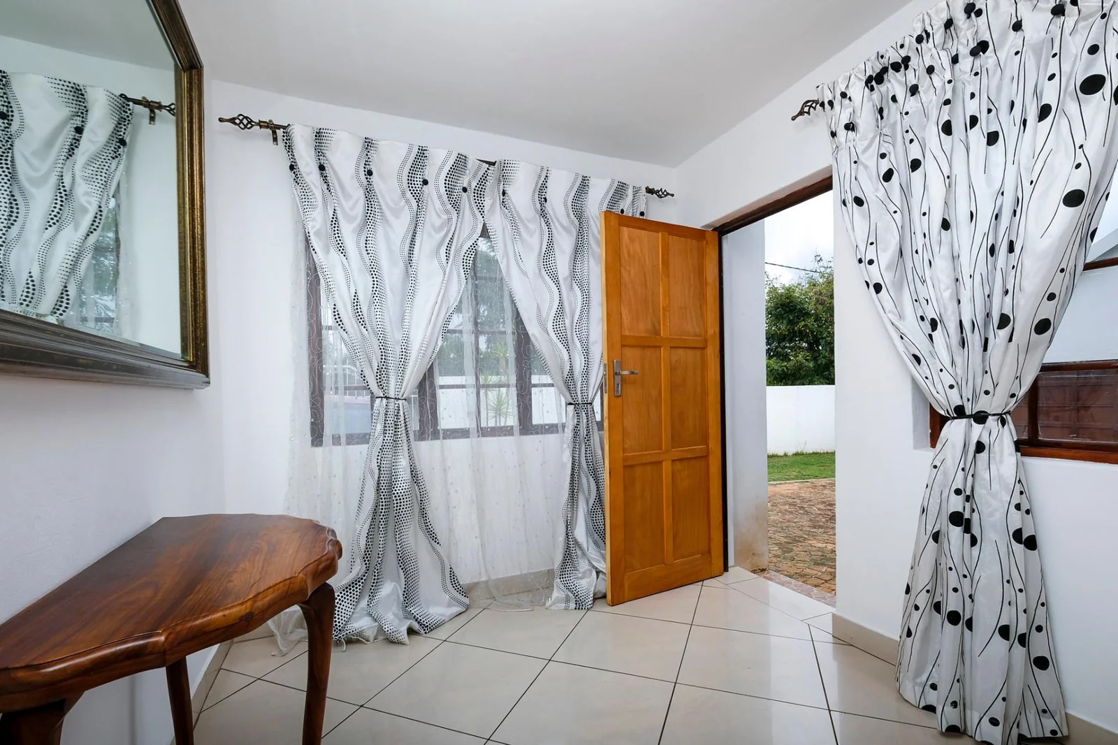 4 BEDROOM HOUSE FOR SALE IN FLORIDA PARK