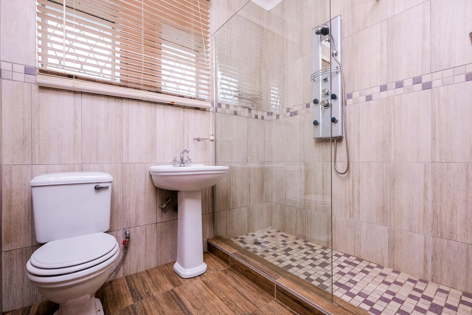 4 BEDROOM HOUSE FOR SALE IN FLORIDA PARK