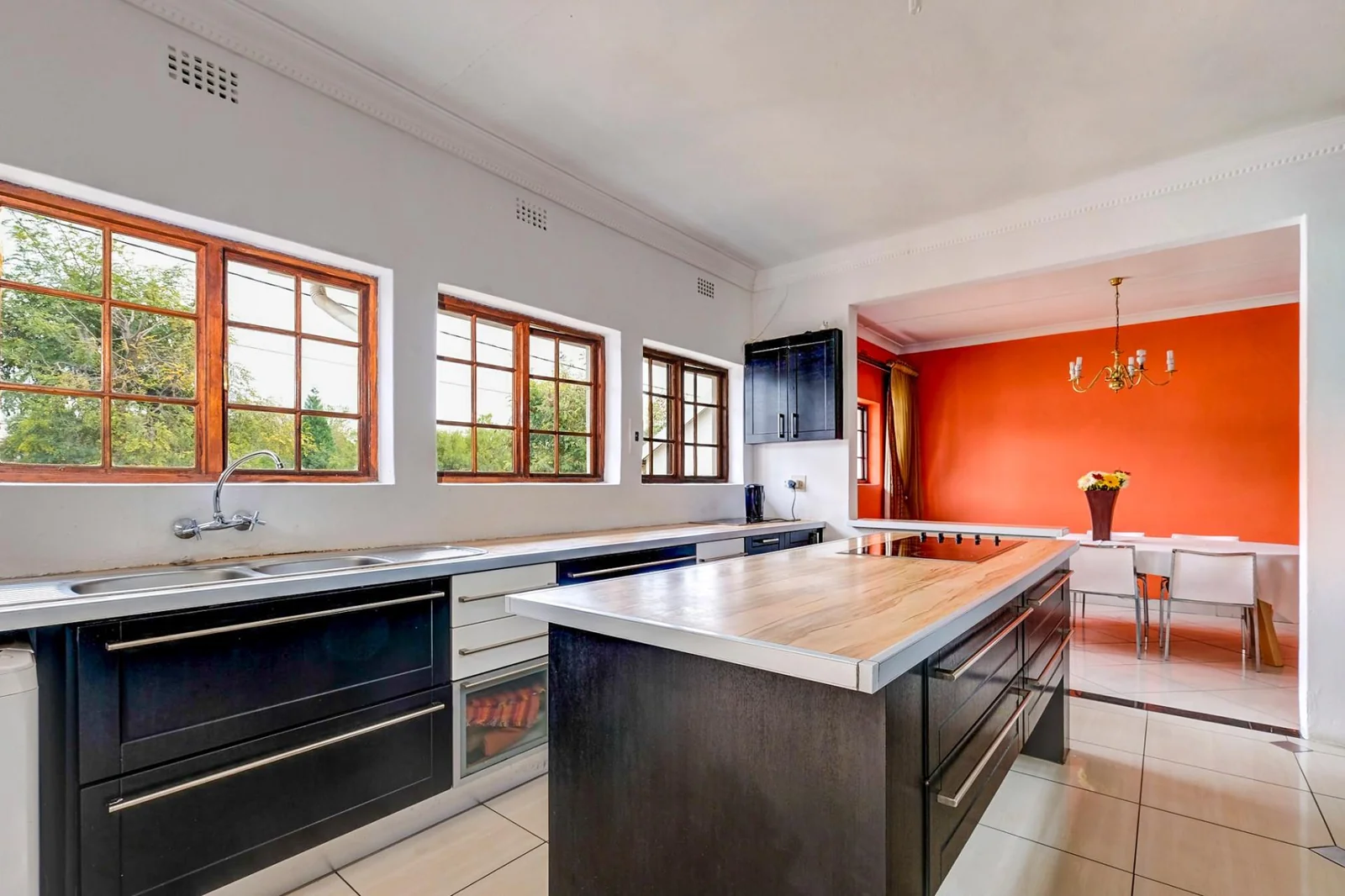 4 BEDROOM HOUSE FOR SALE IN FLORIDA PARK