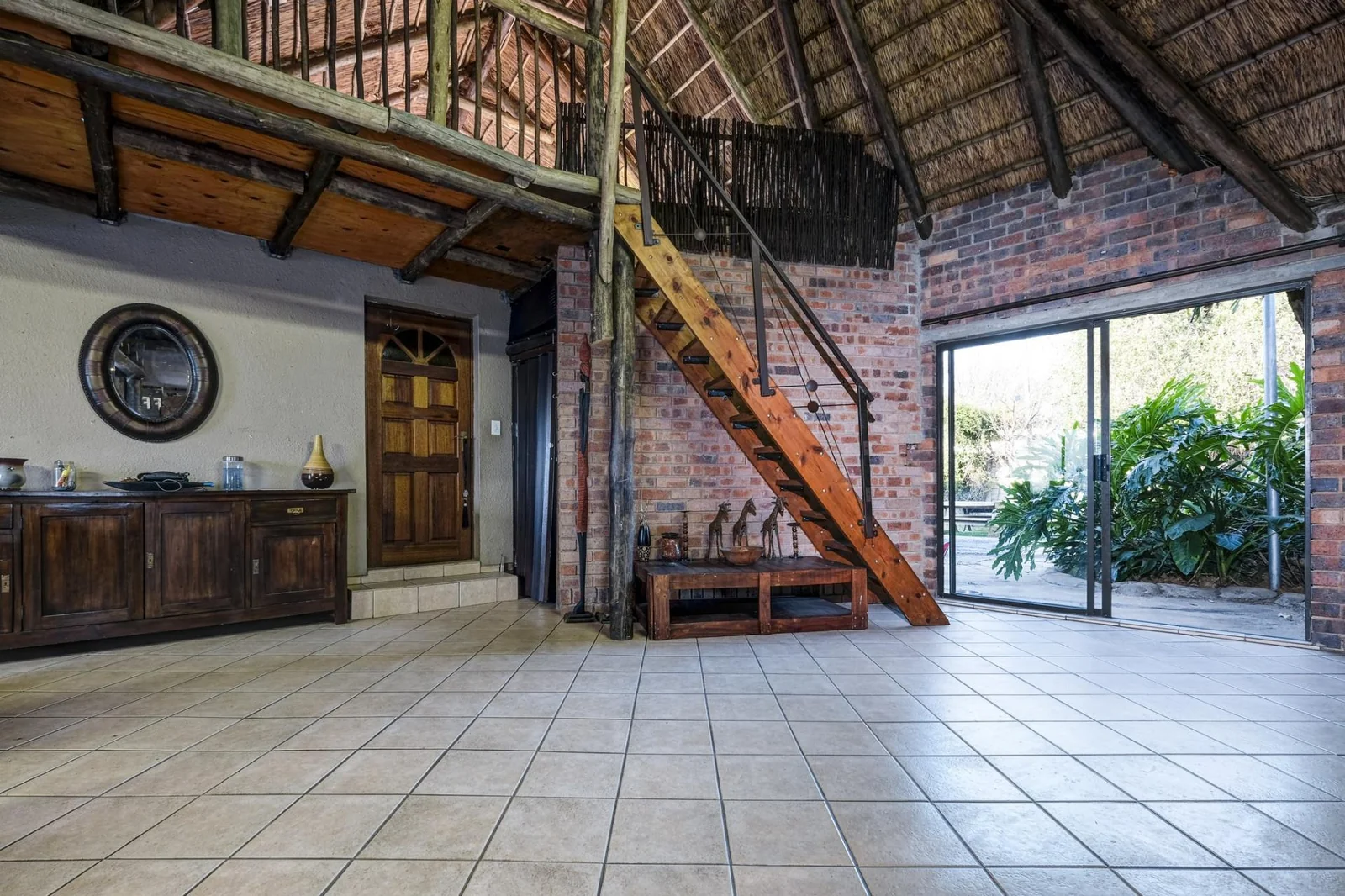 DISCOVERY - 4 BEDROOMS WITH FLATLET