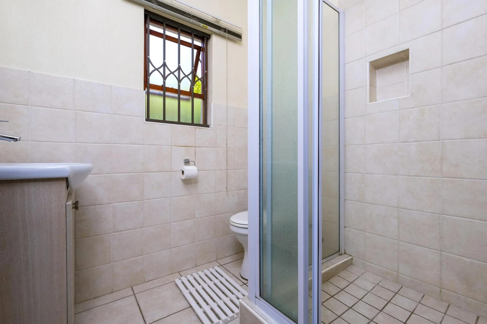 2 BEDROOM SIMPLEX FOR SALE IN RANDPARK RIDGE