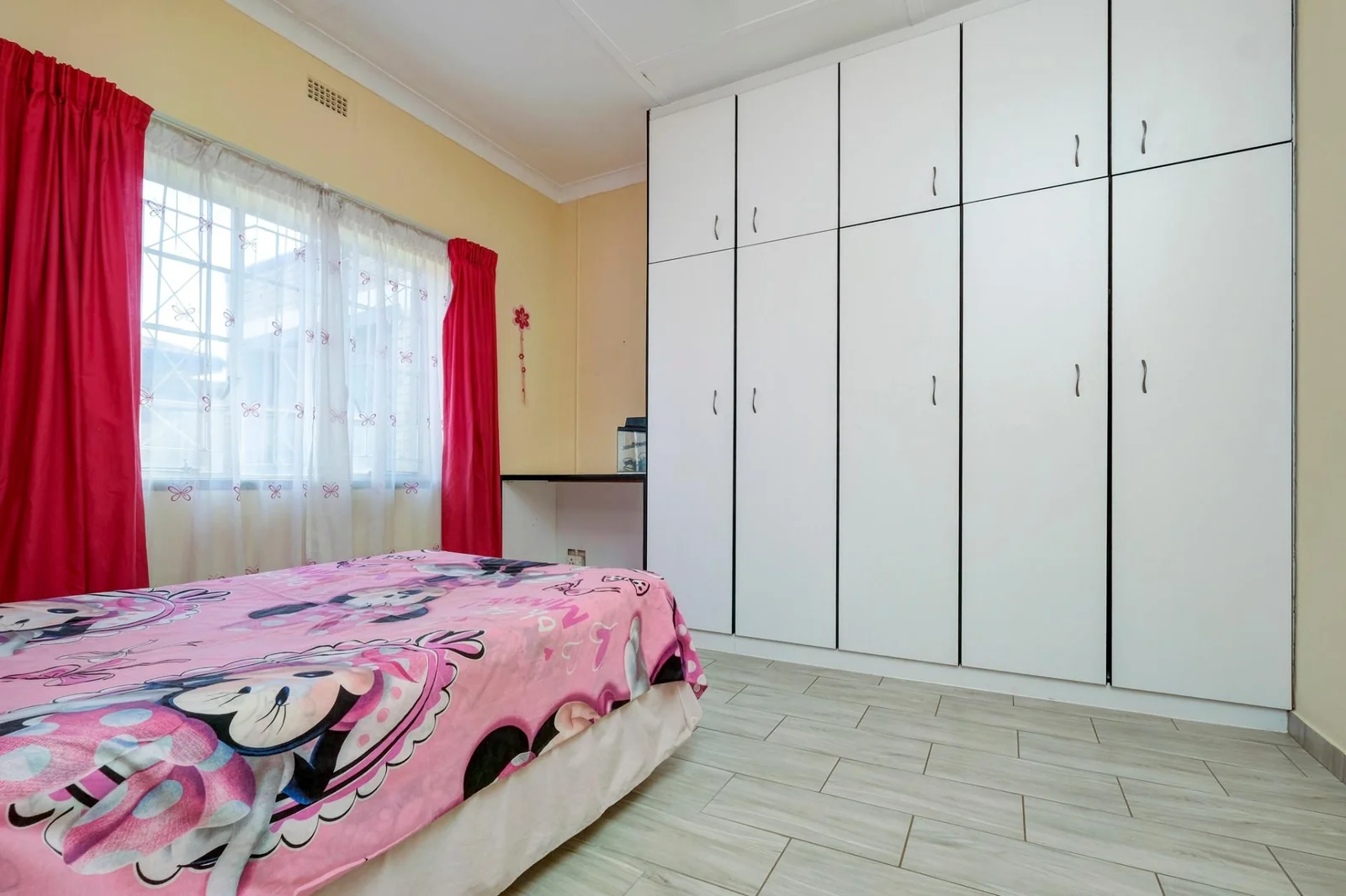 4 BEDROOM HOUSE FOR SALE IN DISCOVERY