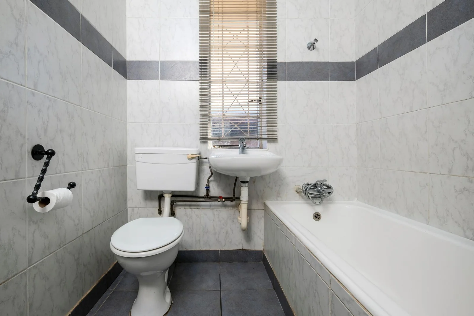 4 BEDROOM HOUSE FOR SALE IN DISCOVERY