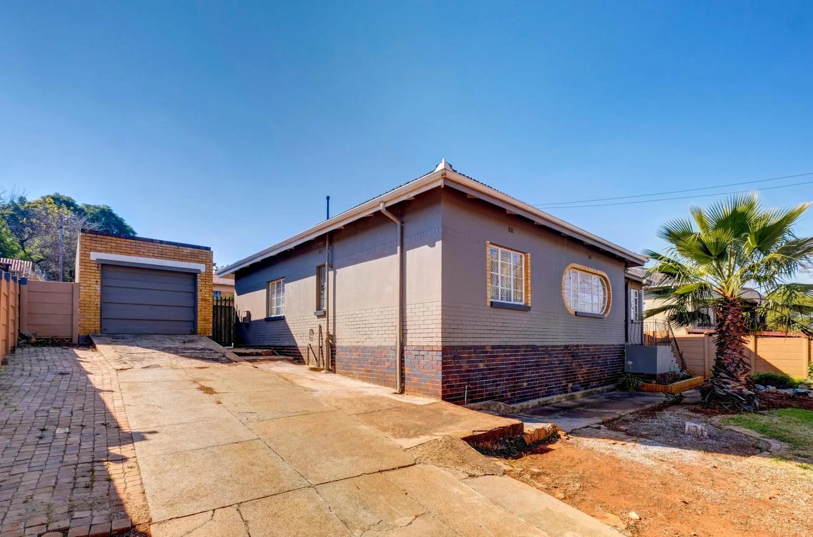 4 BEDROOM HOUSE FOR SALE IN DISCOVERY