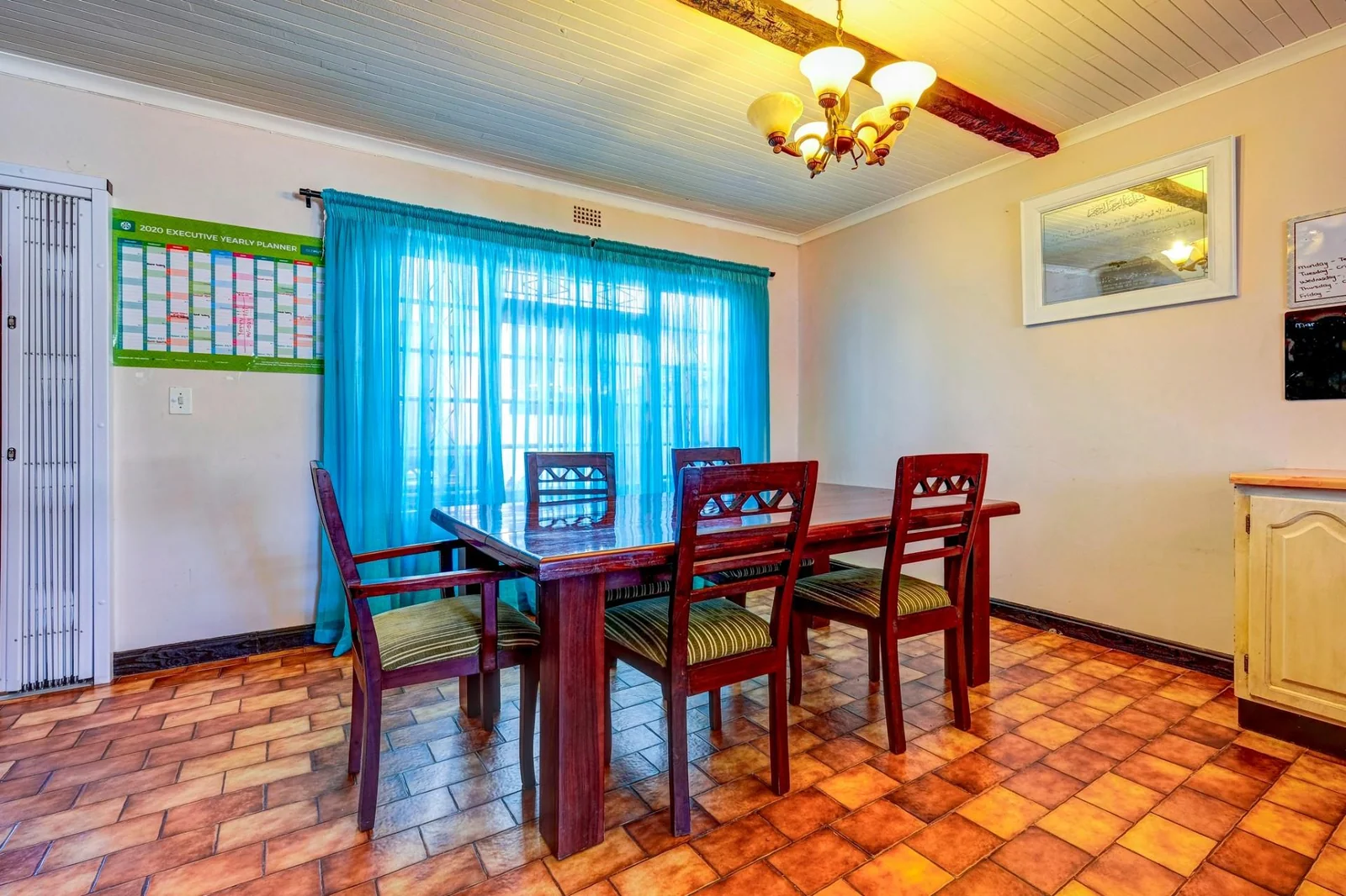 Large Townhouse for sale in Florida Park