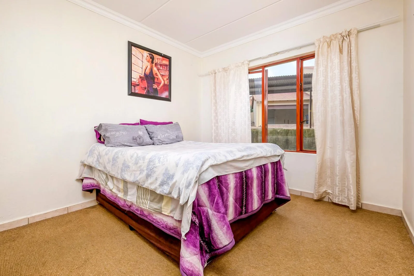 2 BEDROOM APARTMENT IN WILLOWBROOK