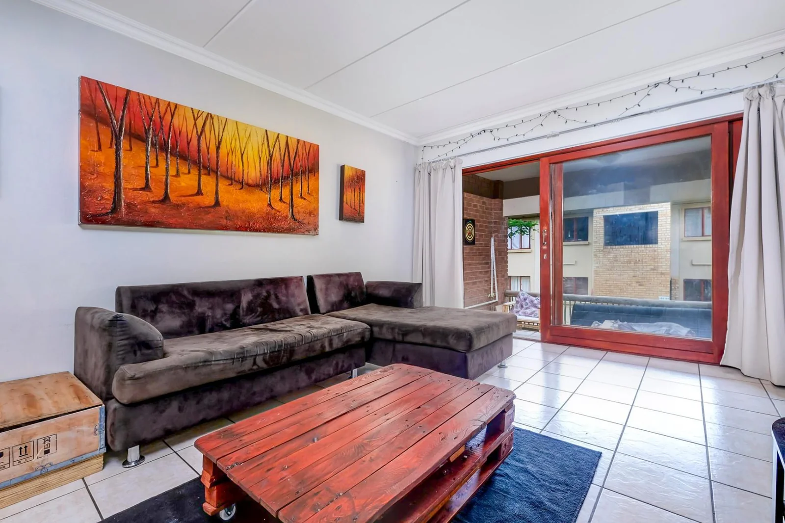 2 BEDROOM APARTMENT IN WILLOWBROOK