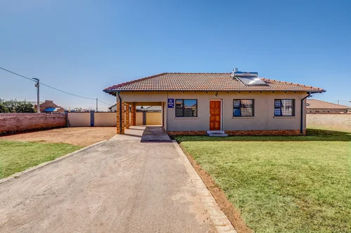 Azaadville Gardens, Krugersdorp