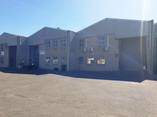 38 Station, Montague Gardens, Milnerton