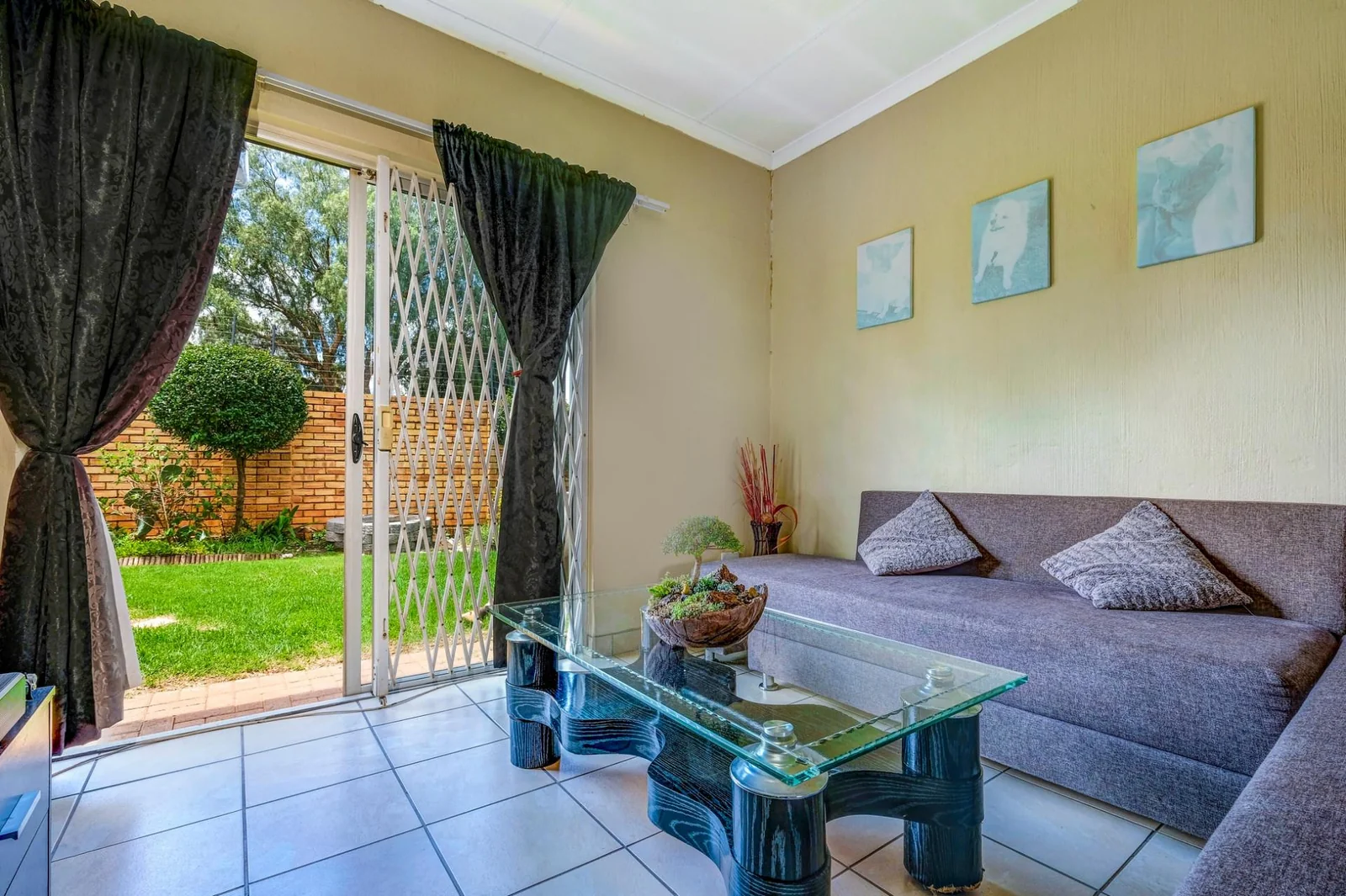 3 BEDROOM SIMPLEX FOR SALE IN WITPOORTJIE