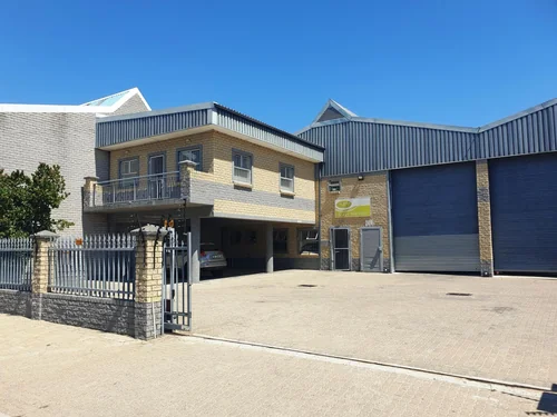 11 Platinum, Montague Gardens, Milnerton