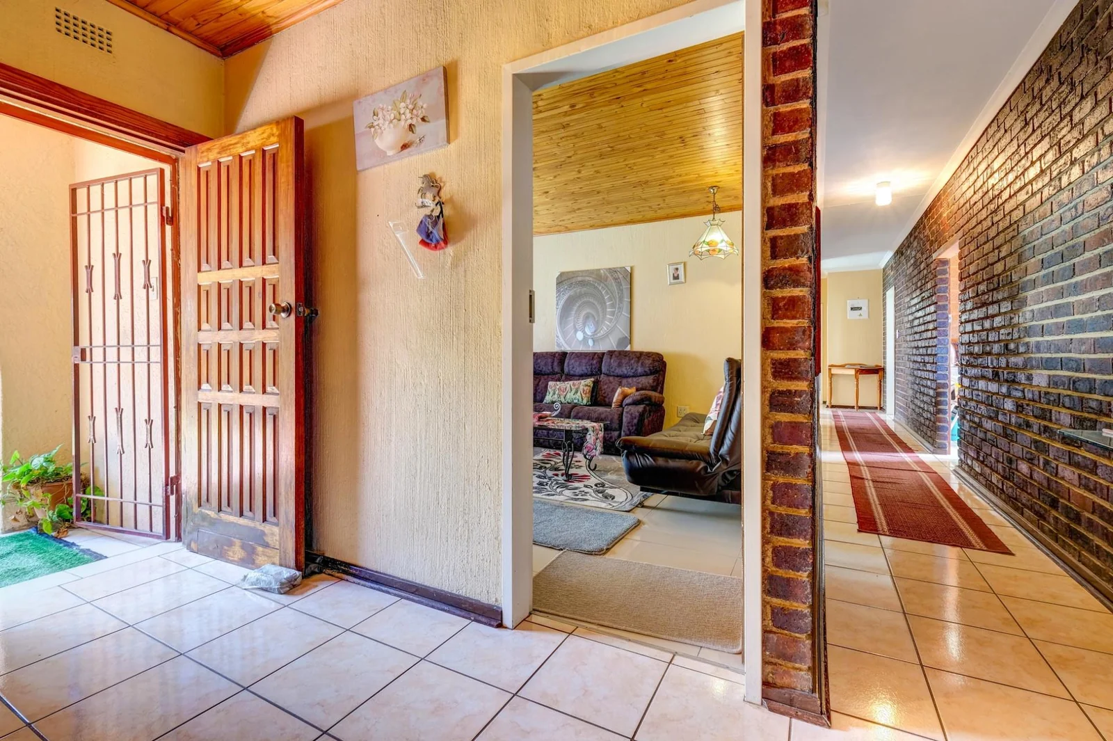 4 BEDROOM HOUSE FOR SALE IN DISCOVERY