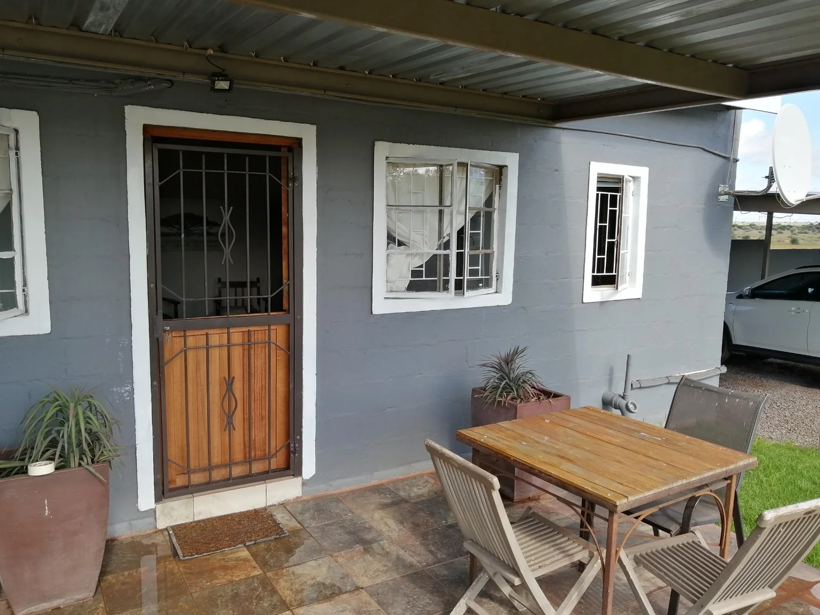 Fully Furnished Flat for rent in Postmasburg.