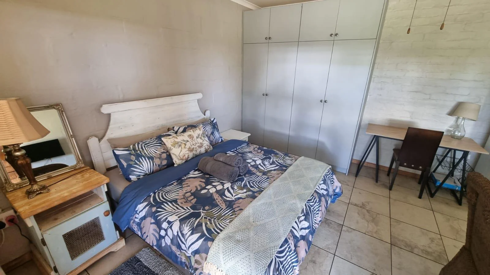 Fully Furnished Flat for rent in Postmasburg.