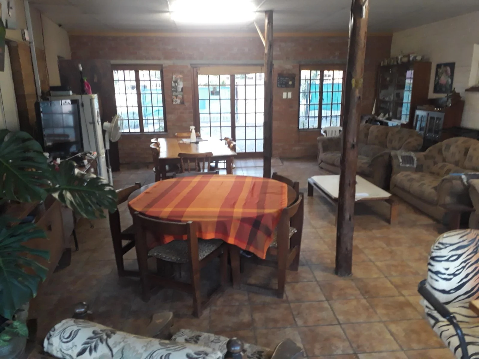 9 bedroom house situated in Bayswater.